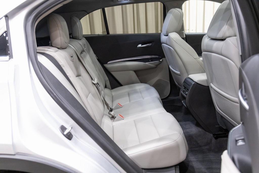 used 2022 Cadillac XT4 car, priced at $23,663