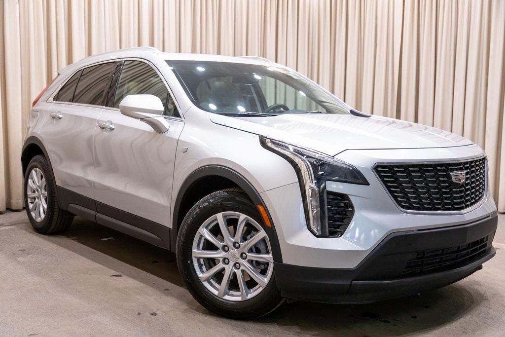 used 2022 Cadillac XT4 car, priced at $23,663