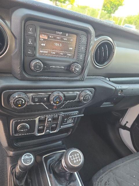 used 2020 Jeep Gladiator car, priced at $25,908