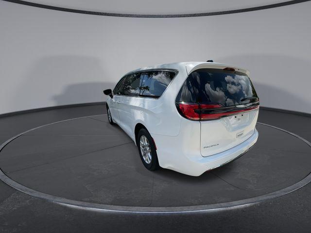 used 2024 Chrysler Pacifica car, priced at $22,229