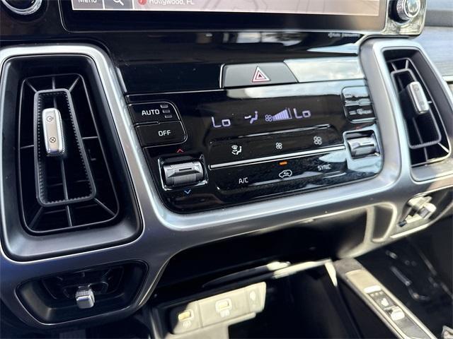 used 2023 Kia Sorento car, priced at $25,999