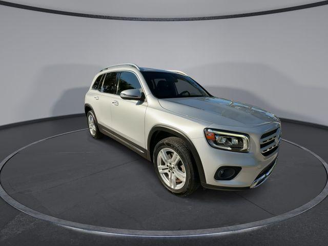 used 2020 Mercedes-Benz GLB 250 car, priced at $19,897