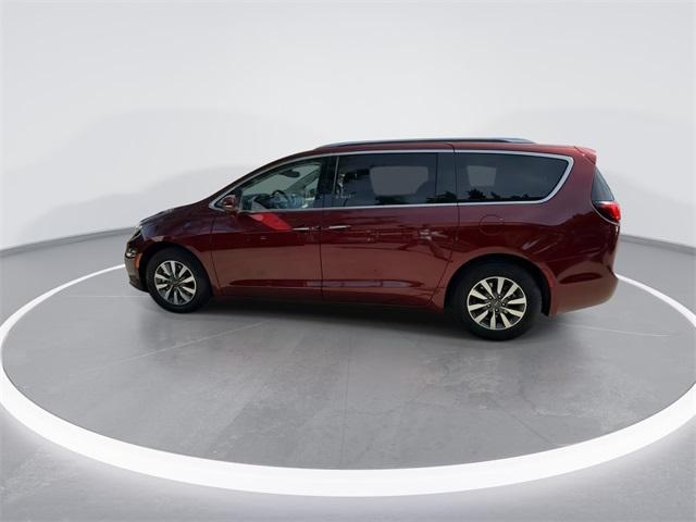 used 2021 Chrysler Pacifica Hybrid car, priced at $22,833