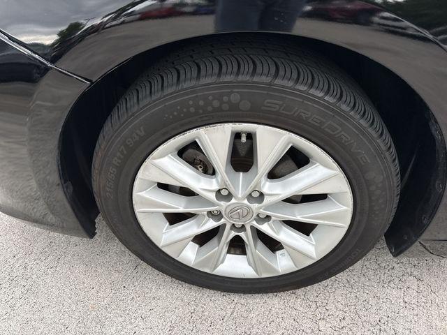used 2013 Lexus ES 300h car, priced at $15,886