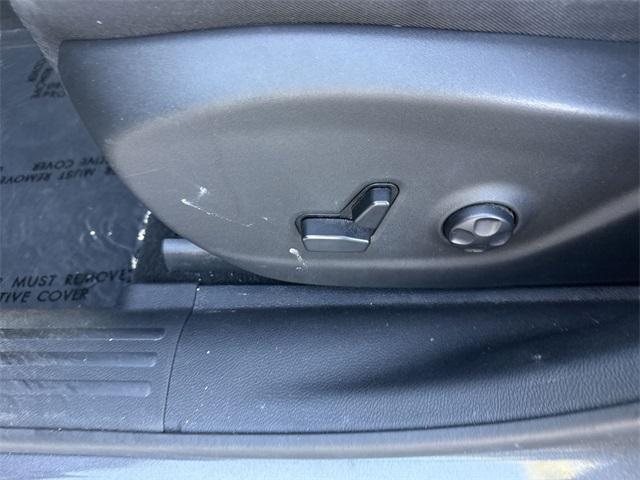 used 2021 Jeep Cherokee car, priced at $17,571