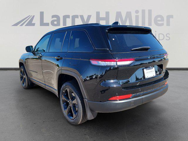 new 2025 Jeep Grand Cherokee car, priced at $45,960