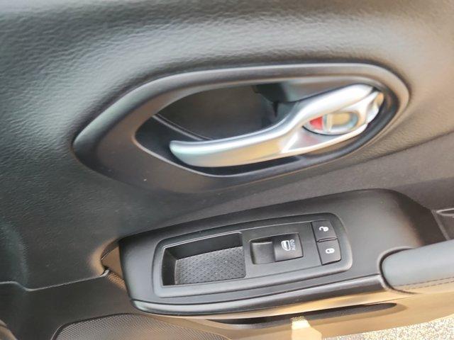 used 2014 Jeep Cherokee car, priced at $10,797