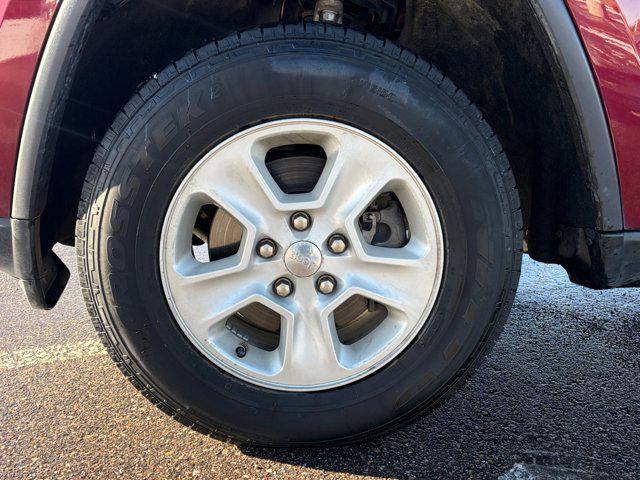 used 2017 Jeep Grand Cherokee car, priced at $10,788