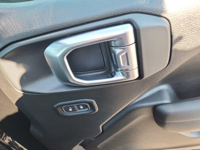 new 2025 Jeep Wrangler car, priced at $49,301