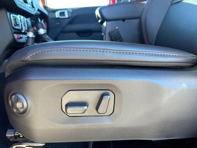 new 2026 Jeep Gladiator car, priced at $59,861