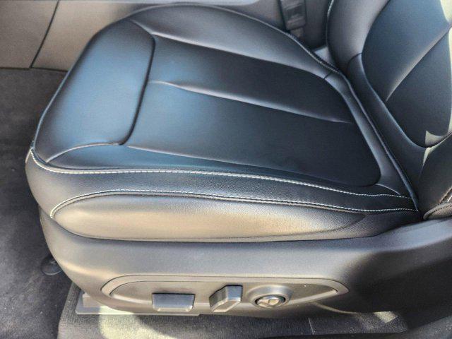 new 2025 Jeep Grand Cherokee L car, priced at $43,301