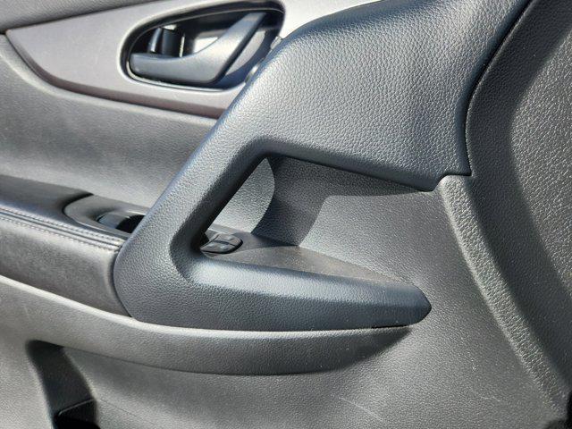 used 2021 Nissan Rogue Sport car, priced at $13,555