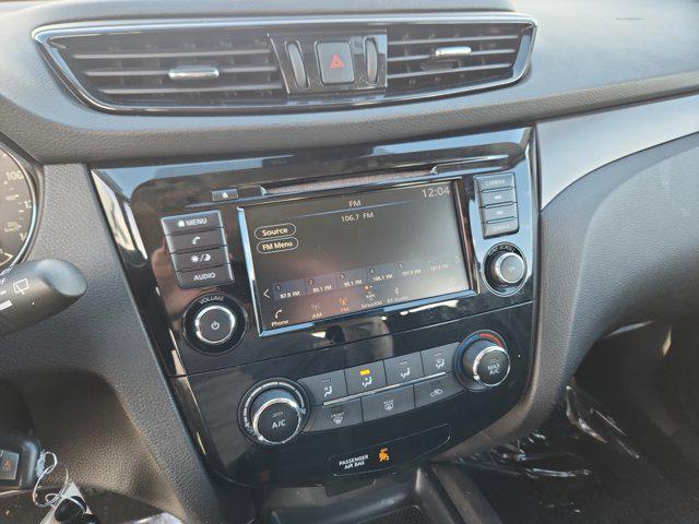 used 2021 Nissan Rogue Sport car, priced at $13,555