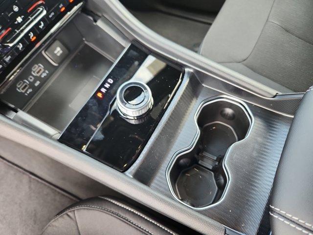 new 2025 Jeep Grand Cherokee car, priced at $41,052