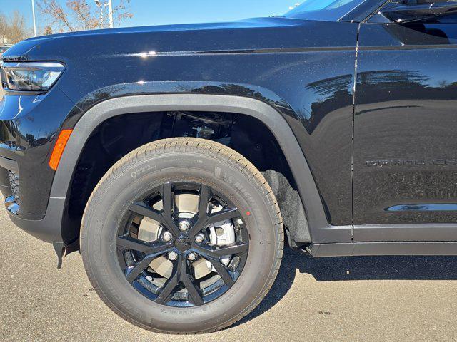 new 2025 Jeep Grand Cherokee L car, priced at $40,755