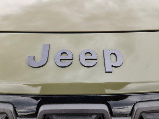 new 2026 Jeep Cherokee car, priced at $37,810