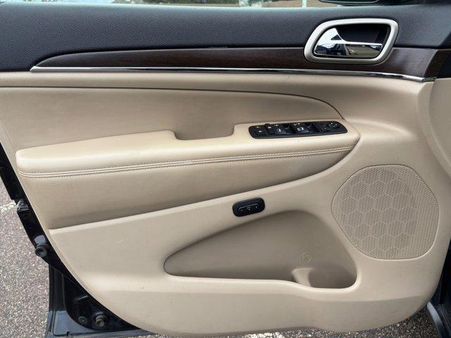 used 2017 Jeep Grand Cherokee car, priced at $18,100