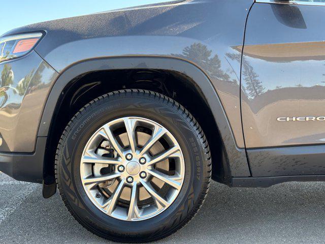 used 2021 Jeep Cherokee car, priced at $22,296
