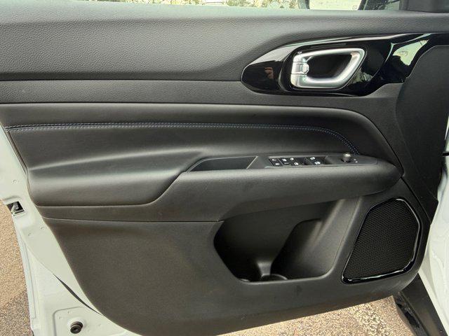 new 2026 Jeep Compass car, priced at $33,166