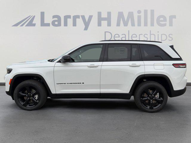 new 2025 Jeep Grand Cherokee car, priced at $42,802