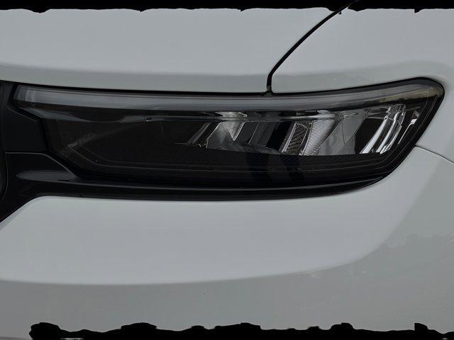 new 2025 Jeep Grand Cherokee car, priced at $42,802