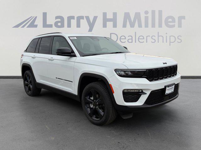 new 2025 Jeep Grand Cherokee car, priced at $42,802