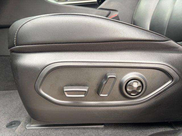 new 2025 Jeep Grand Cherokee car, priced at $42,802