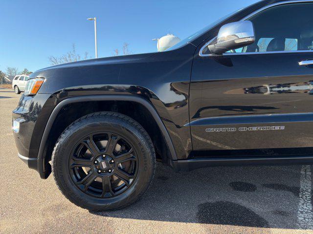 used 2017 Jeep Grand Cherokee car, priced at $14,361