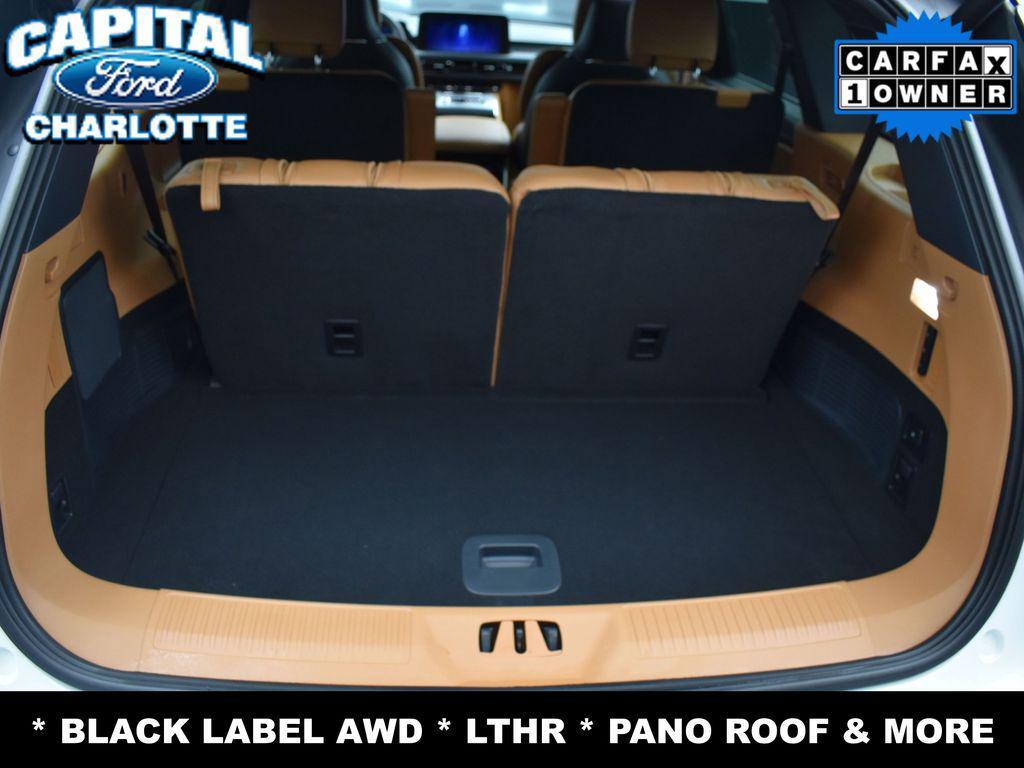 used 2025 Lincoln Aviator car