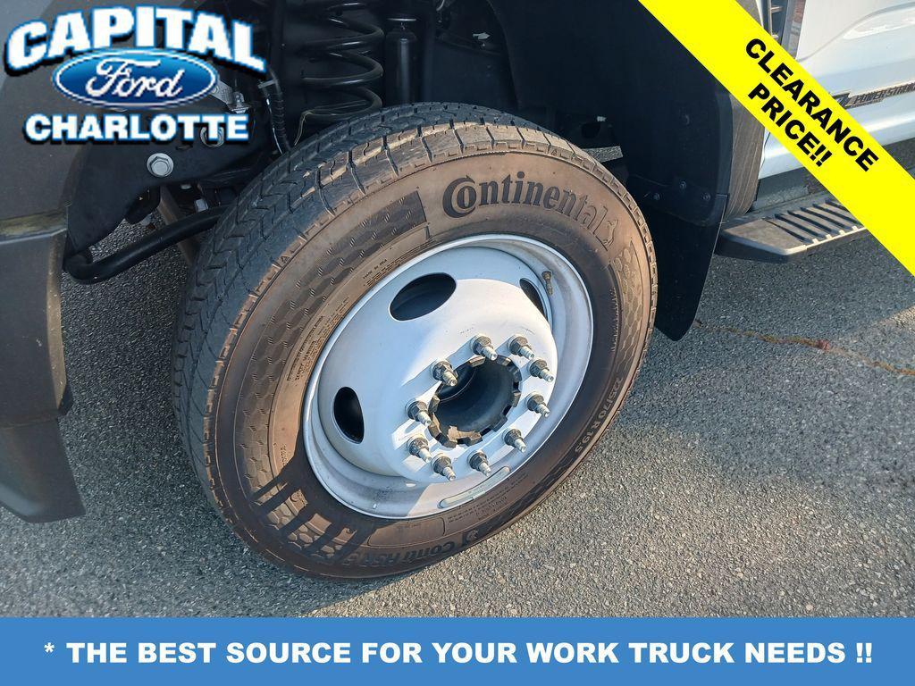 new 2024 Ford F-450 car