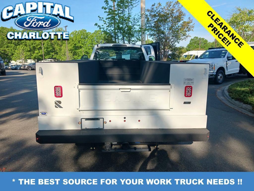new 2024 Ford F-450 car