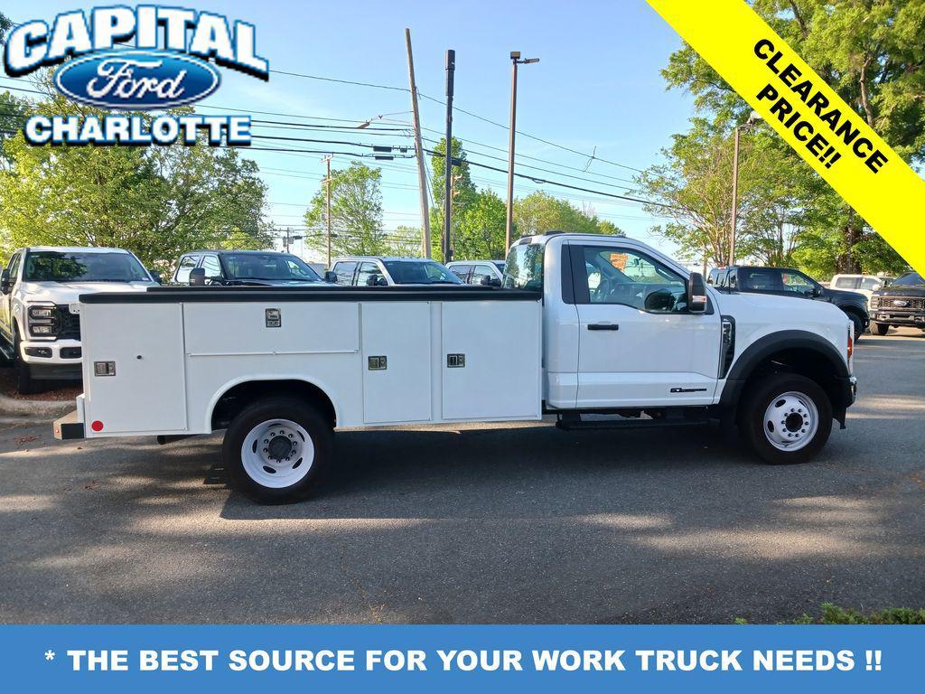 new 2024 Ford F-450 car