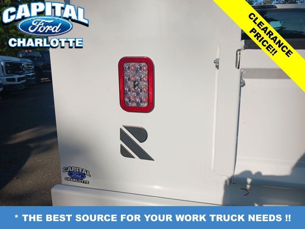 new 2024 Ford F-450 car