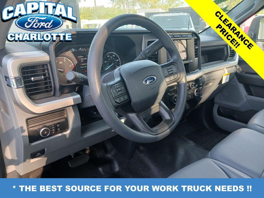new 2024 Ford F-450 car