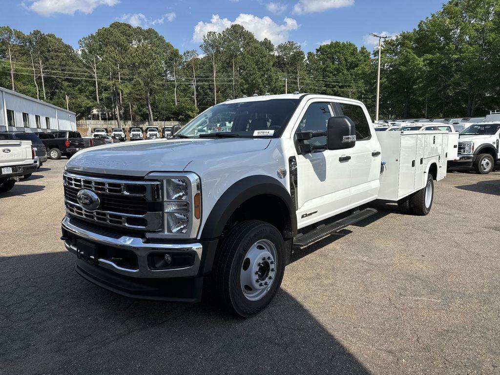 new 2025 Ford F-450 car, priced at $73,140
