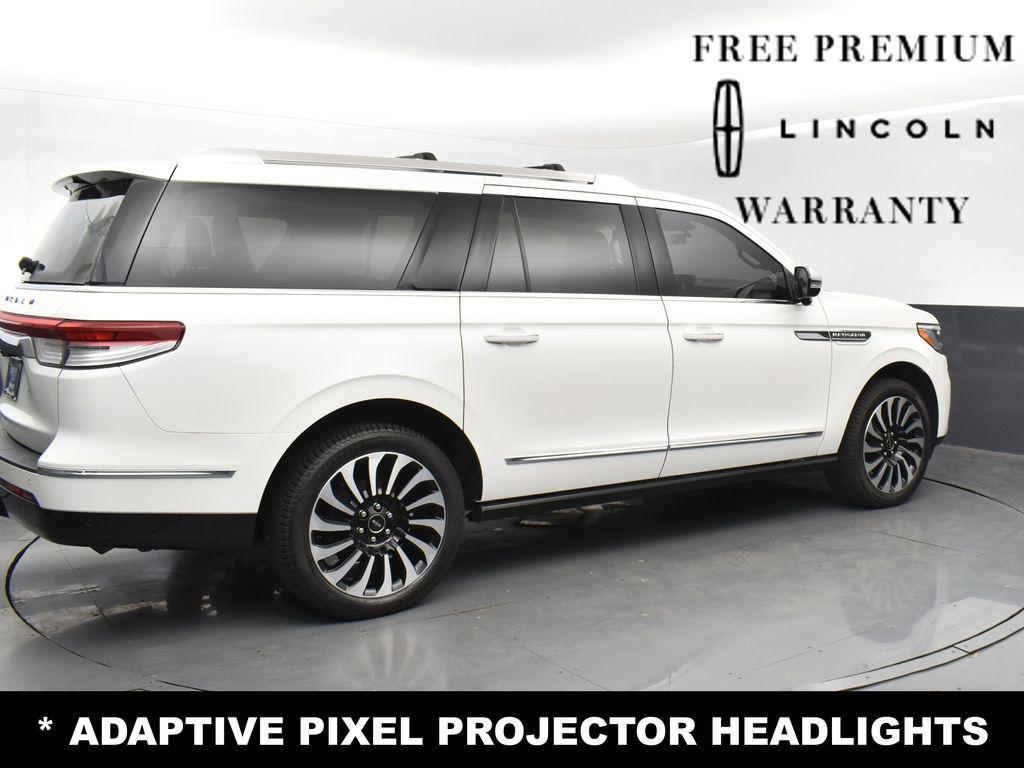 used 2022 Lincoln Navigator car, priced at $42,999