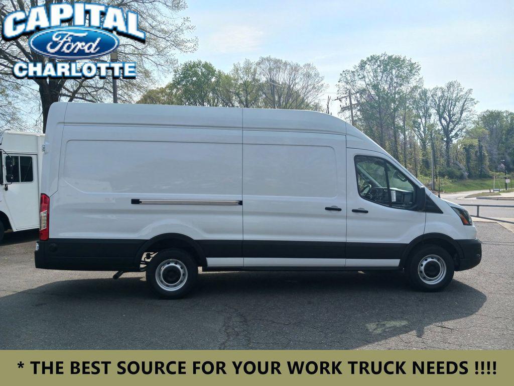 new 2025 Ford Transit-350 car