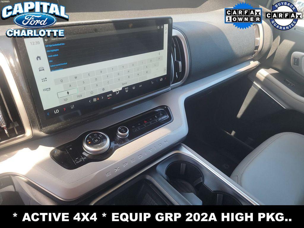 used 2025 Ford Expedition car, priced at $52,898