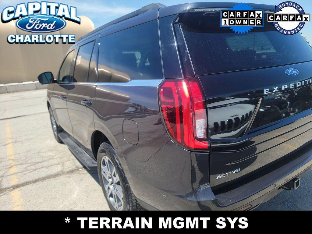 used 2025 Ford Expedition car, priced at $52,898