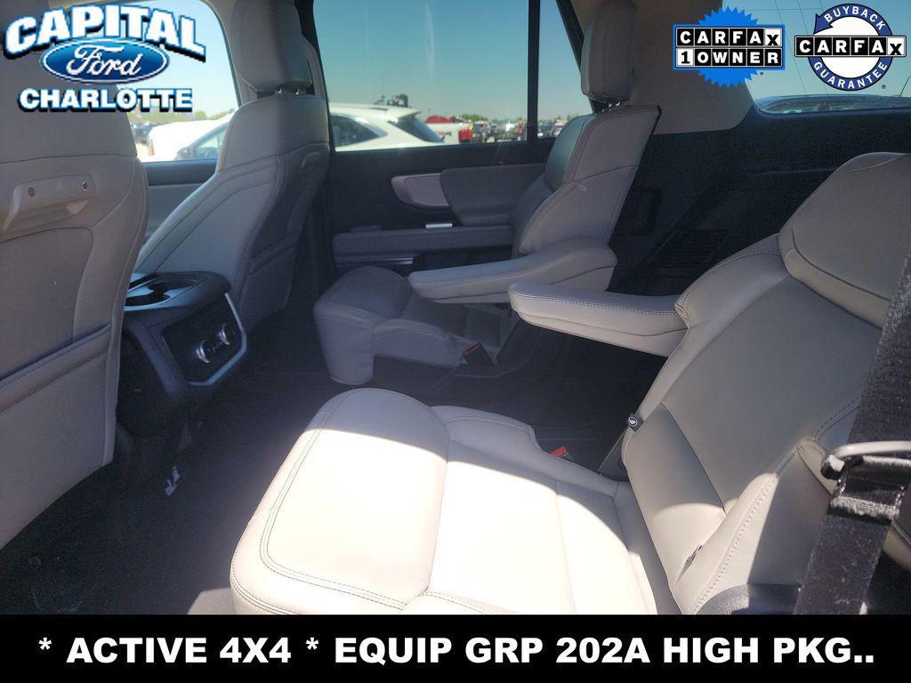 used 2025 Ford Expedition car, priced at $52,898