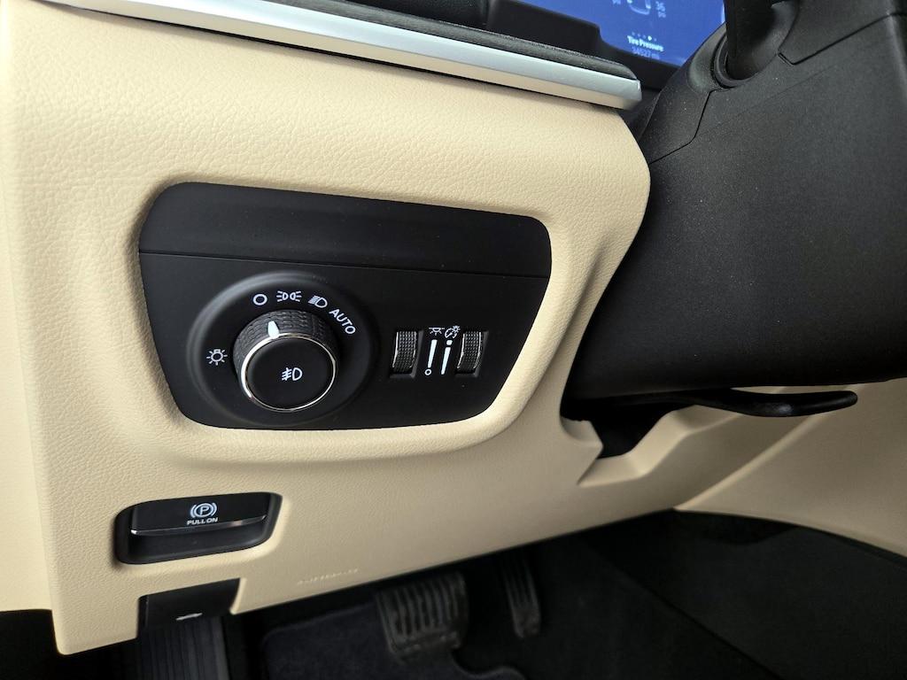 used 2023 Jeep Grand Cherokee L car, priced at $32,998