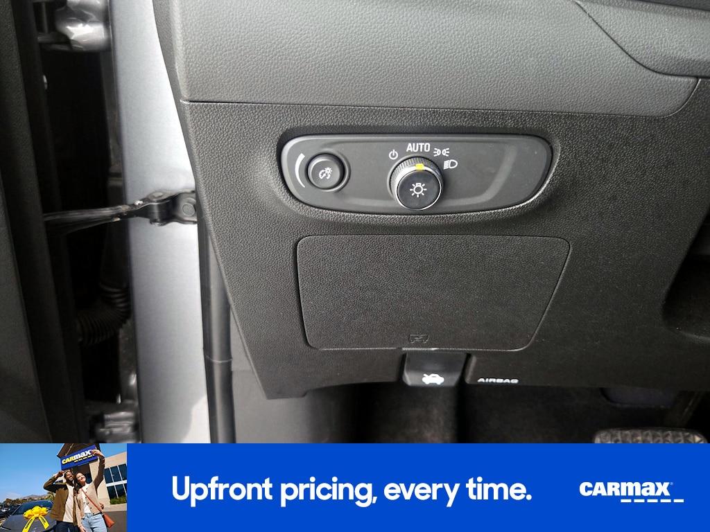 used 2025 Buick Encore GX car, priced at $22,998