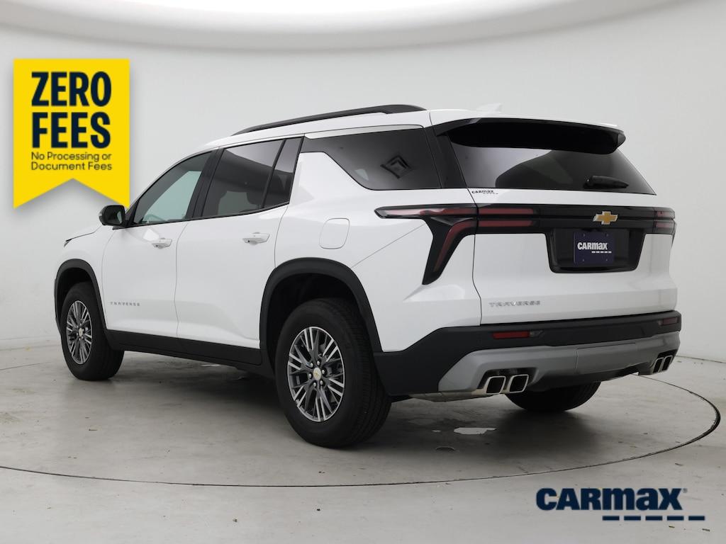 used 2025 Chevrolet Traverse car, priced at $39,998