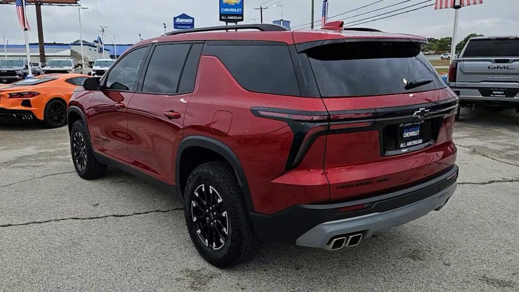 used 2026 Chevrolet Traverse car, priced at $50,202