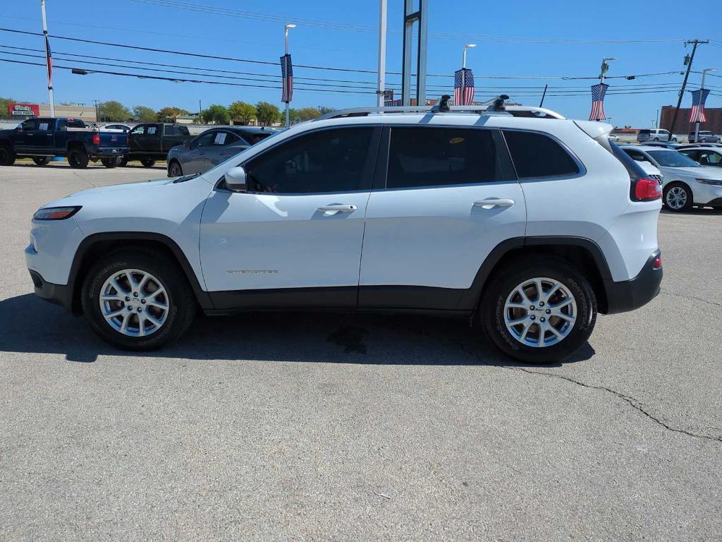 used 2016 Jeep Cherokee car, priced at $9,932