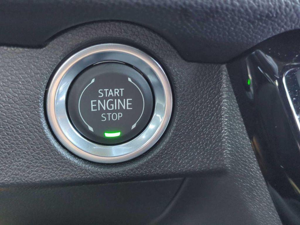 used 2026 Chevrolet Traverse car, priced at $49,999