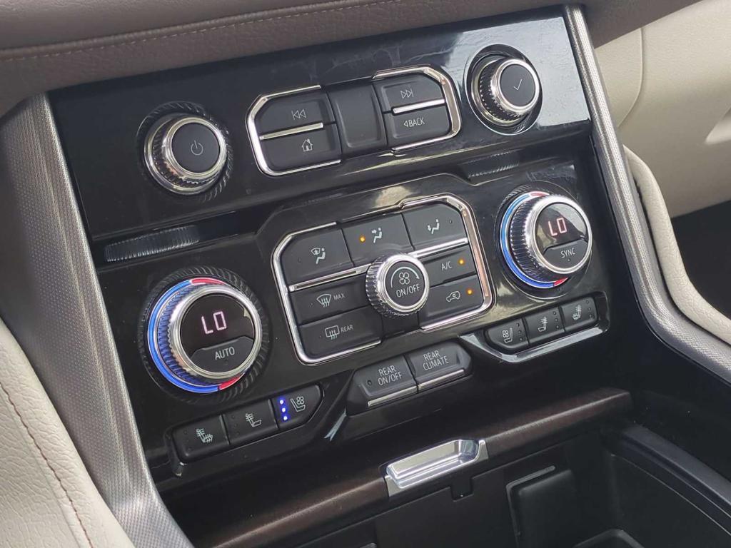 used 2022 GMC Yukon car, priced at $39,969