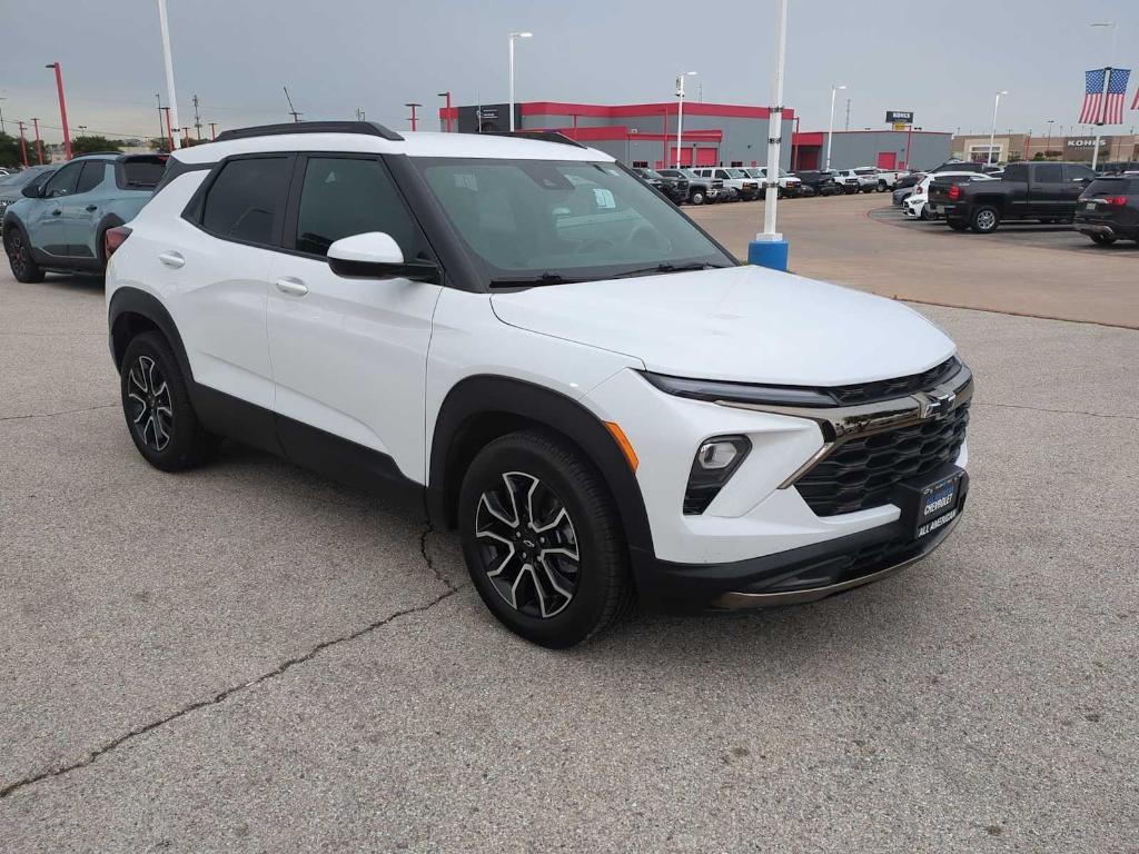 used 2024 Chevrolet TrailBlazer car, priced at $24,213