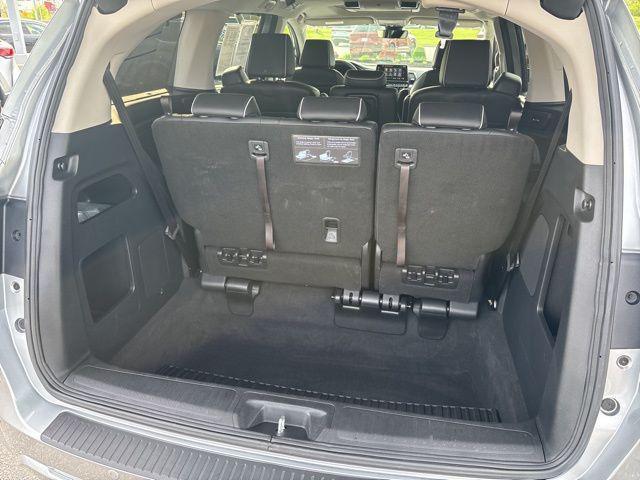 used 2025 Honda Odyssey car, priced at $45,035