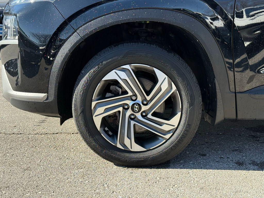 used 2023 Hyundai Santa Fe car, priced at $21,867